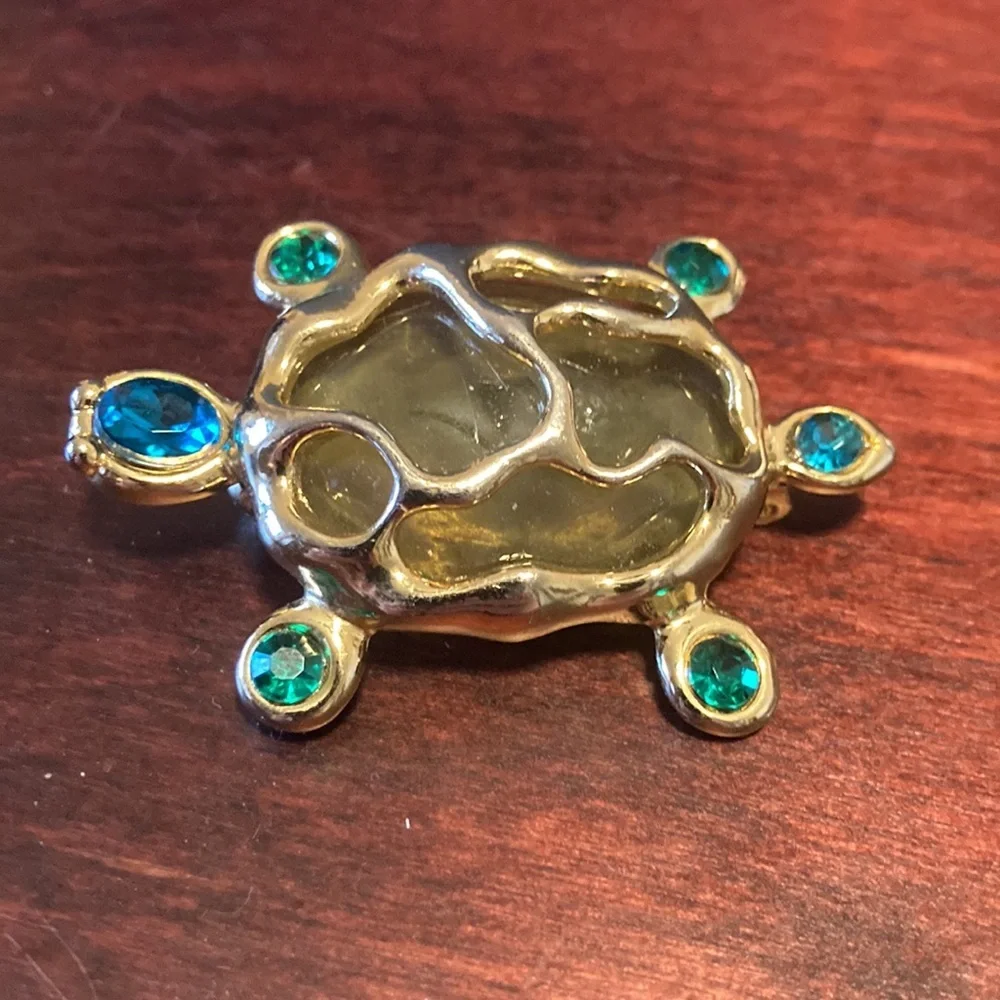 Teal blue and gold tone turtle pin
